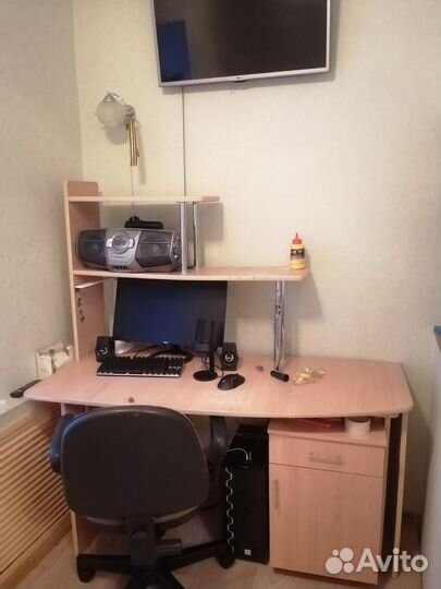 Стол для школьника бу