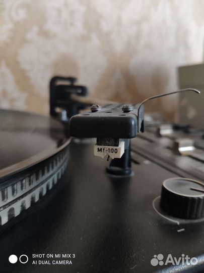 Стерео электро- проигрыватель