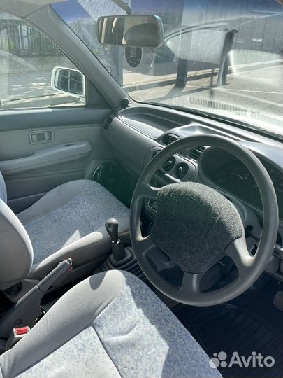 Nissan March 1.0 МТ, 1998, битый, 212 000 км