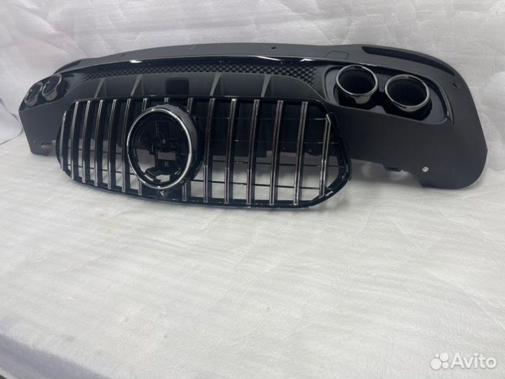 Решетка в стиль AMG GT E53S задняя Mercedes-Benz