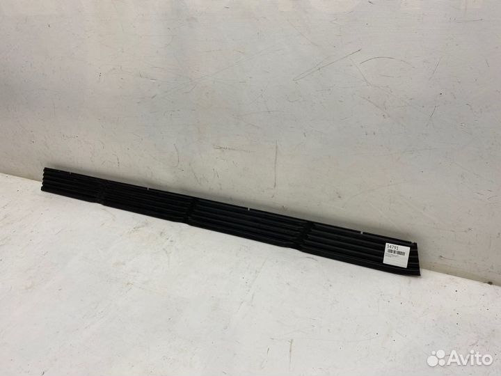 Накладка подножки правая Lexus Lx570 J200 2015