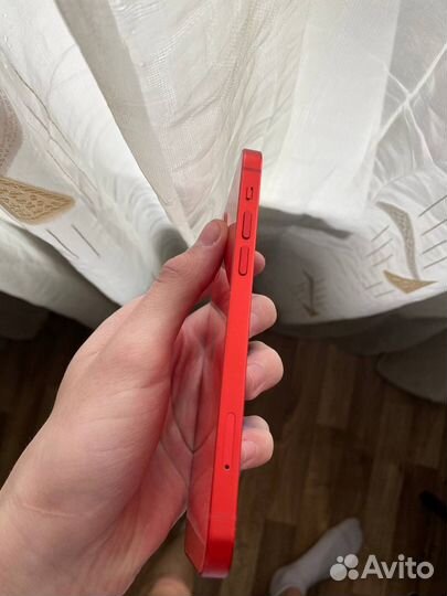 iPhone 12, 64 ГБ
