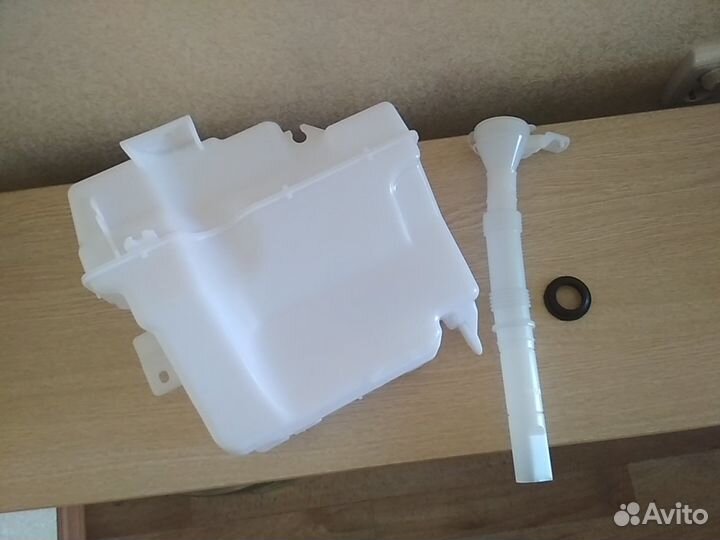 Бачок омывателя Lancer X