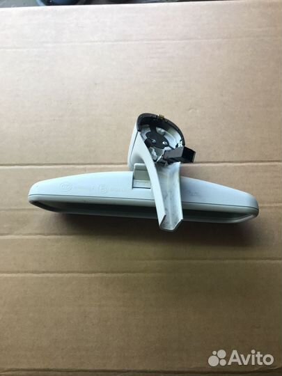 Оригинальное зеркало салона Audi A4 (B8)