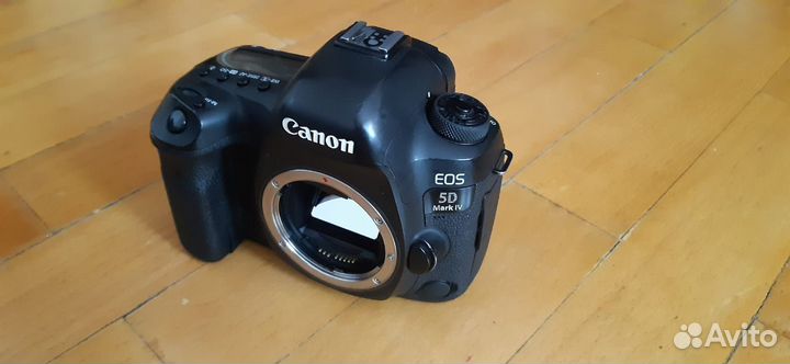 Зеркальный фотоаппарат canon 5d mark 4