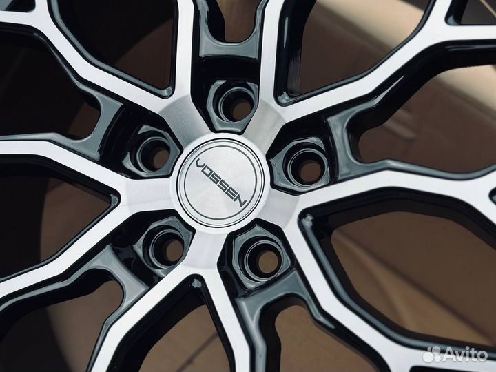 Диски Vossen HF2 R17 5x114.3