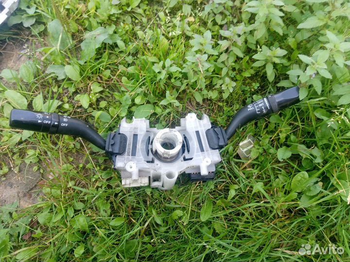 Переключатель подрулевой mazda 6 GG