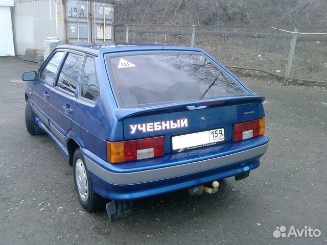 Инструктор по вождению автомобиля