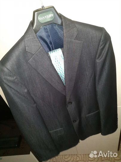 Костюм мужской классический