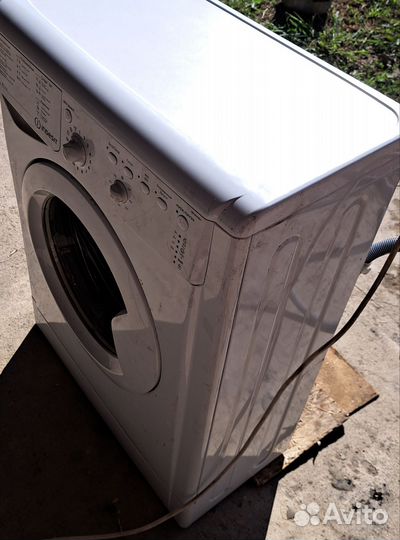 Стиральная машина indesit