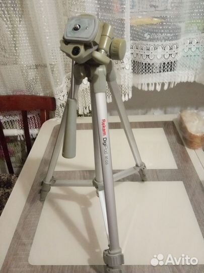 Штатив для фотоаппарата