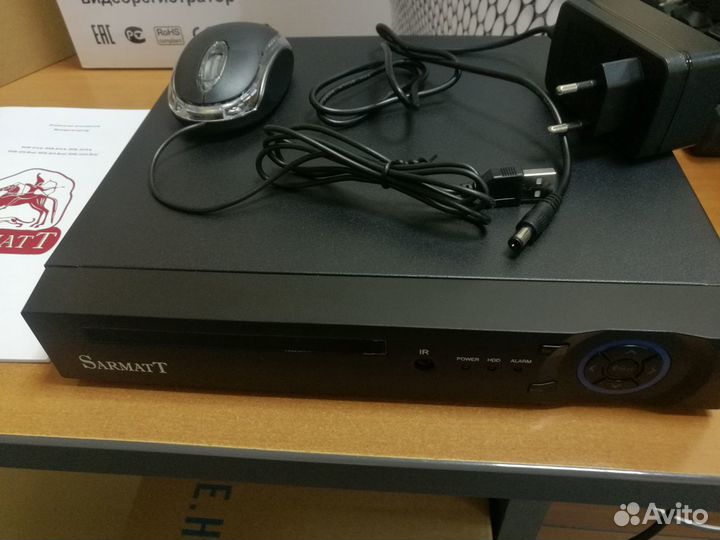 Ресивер Sarmatt DSR-815h на 8 аналог. камер до 4Мп