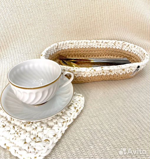 Подарочный набор сервировочные корзинки и салфетки