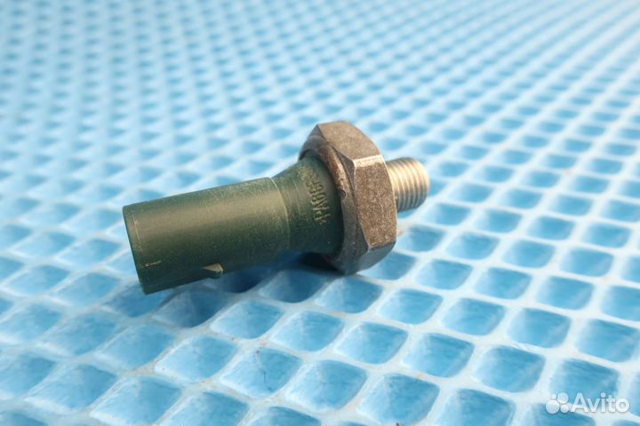 Датчик давления масла 03C919081 Volkswagen Jetta 6