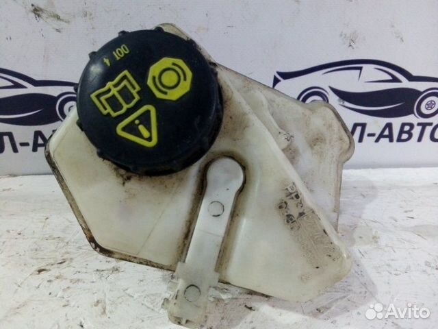 Бачок тормозной жидкости Freelander 2