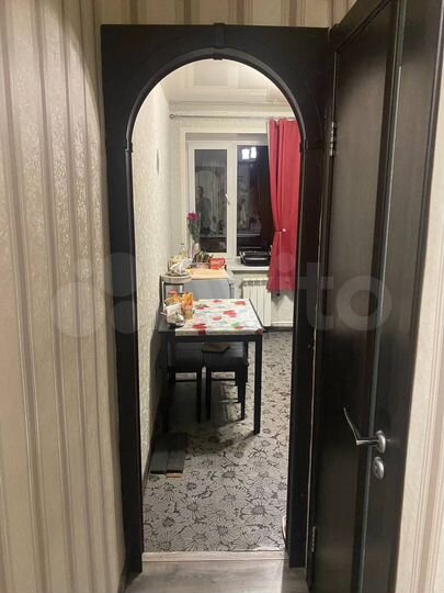 4-к. квартира, 81 м², 1/9 эт.