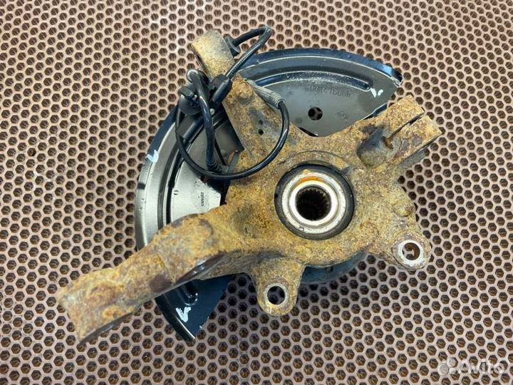 Кулак поворотный передний правый LADA X-Ray