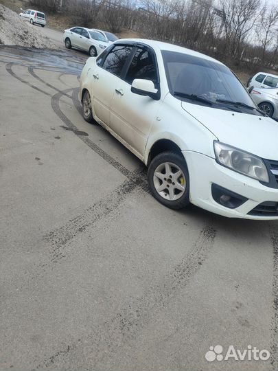 LADA Granta 1.6 МТ, 2012, 330 000 км