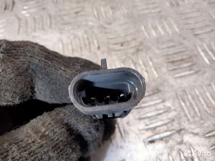 Датчик распредвала Opel Vectra B 1.6 x16xe