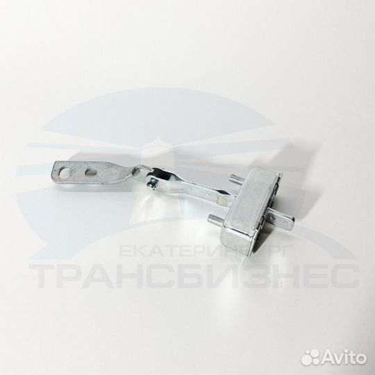 Ограничитель двери правый foton 1089 (ISF3.8) (1B18061200173)