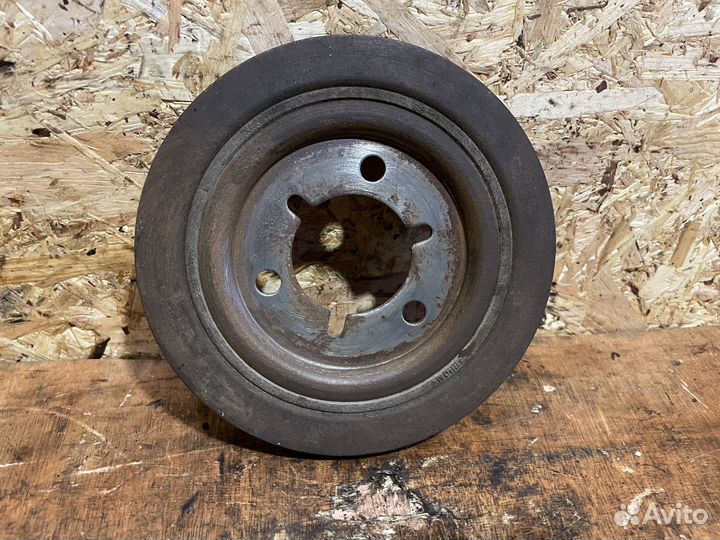 Шкив коленвала Peugeot партнер Citroen берлинго