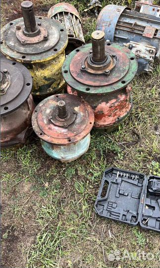 Конический редуктор