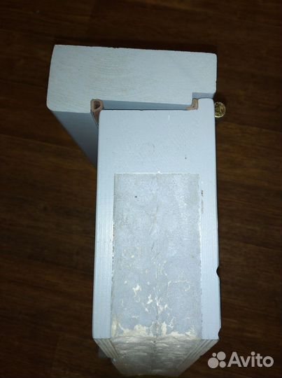 Деревянная входная дверь