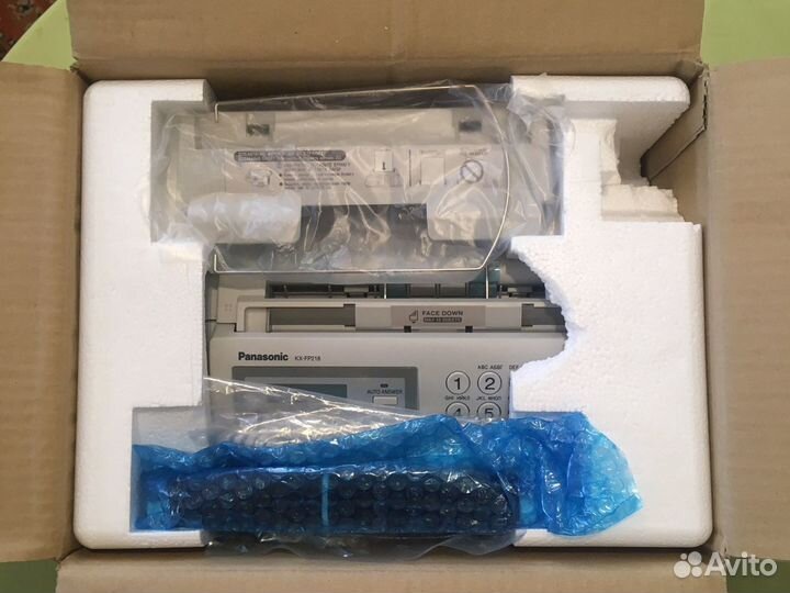 Факс Panasonic KX-FP218