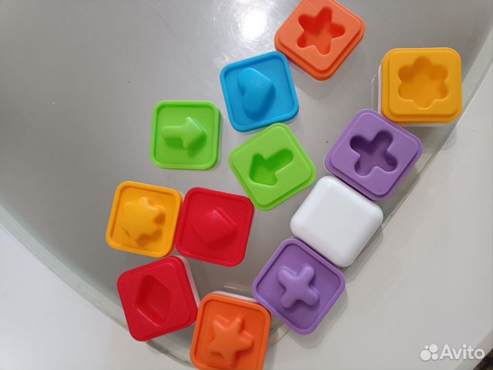 Детские машинки, пазлы и сортер