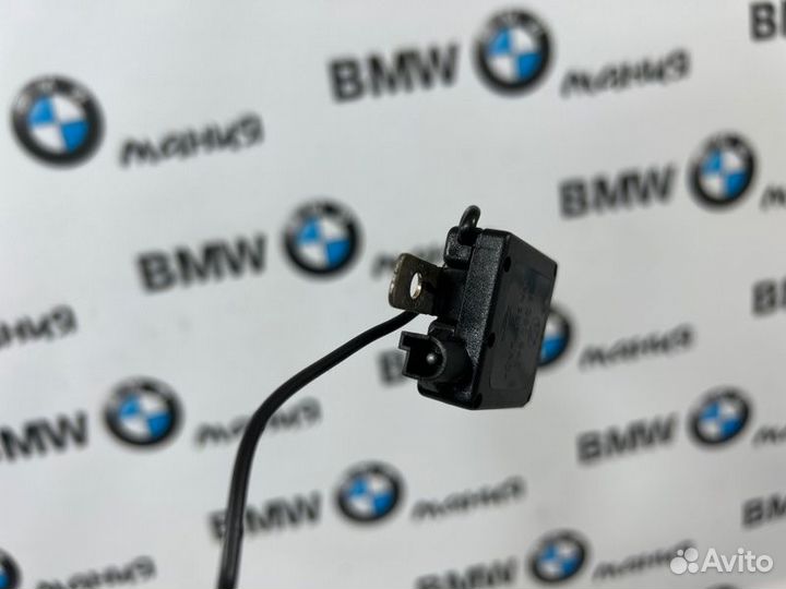 Усилитель антенны Bmw X5 E53 рест N62B44 2005