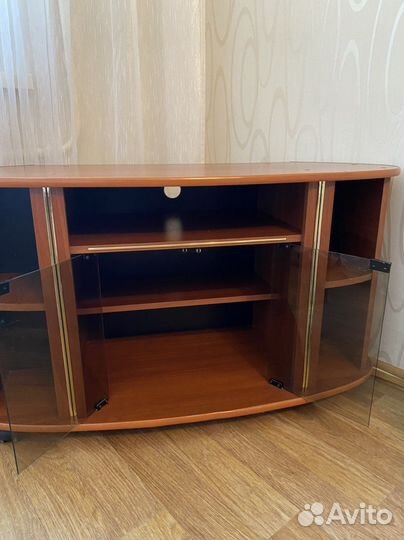 Тумба под телевизор