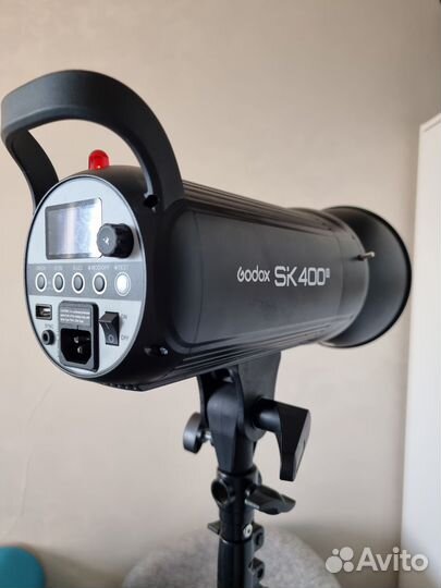 Вспышка студийная Godox SK 400II
