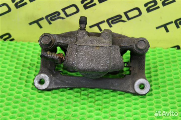 Суппорт задний правый Mitsubishi Outlander CW5W