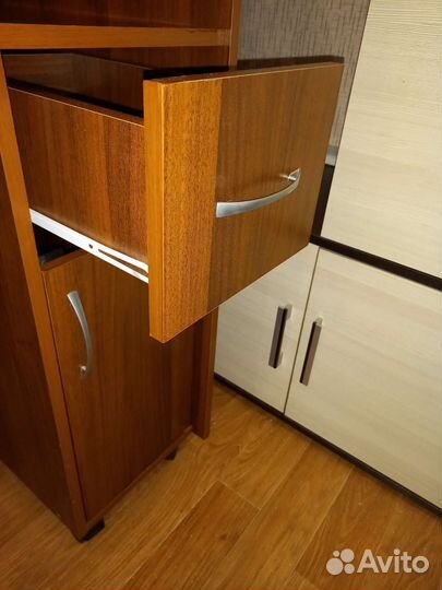 Тумба выкатная