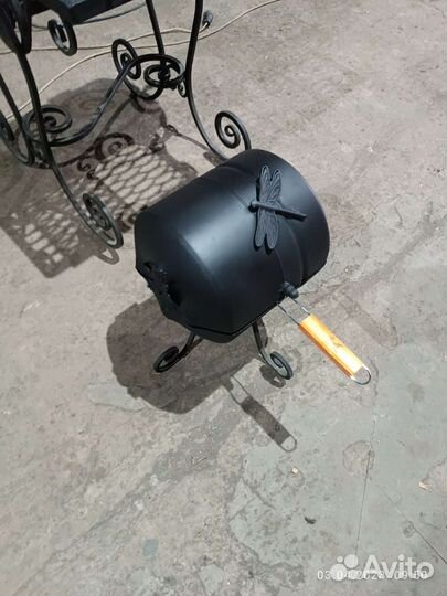 Мангал барбекю с крышкой
