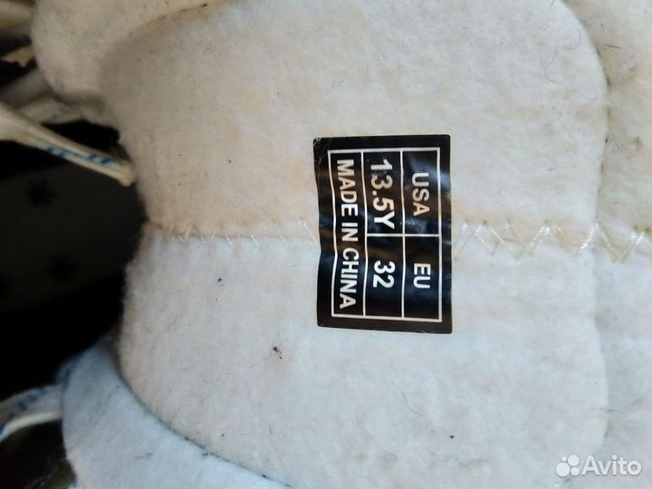 Детские хоккейные коньки CCM 32 размер