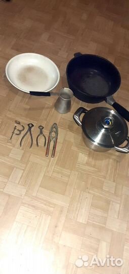 Сковороды чугунные итд