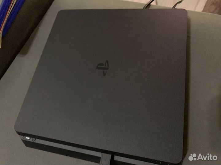 Sony PS4 Slim 1Tb