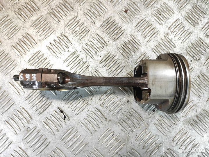 Поршень с шатуном Volkswagen Passat b5 1996-2000