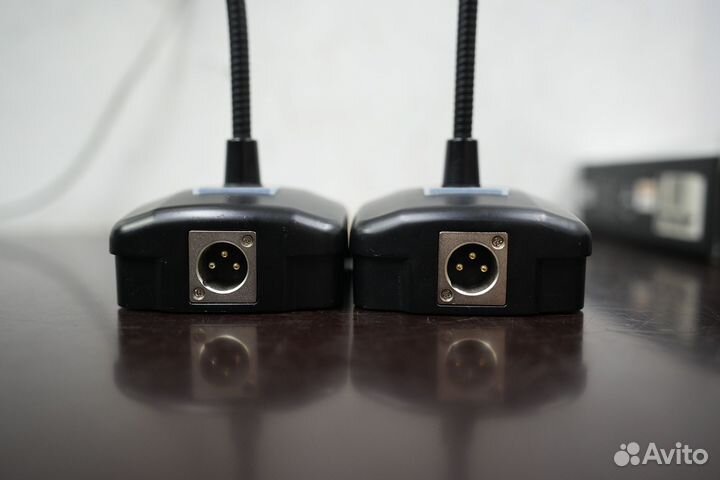 Настольный микрофон AKG CGN321 STS