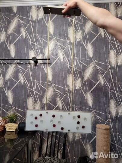 Люстра и настенный светильник