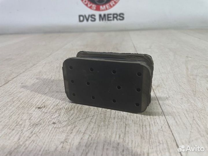 Опора рессоры передняя Mercedes Sprinter W906