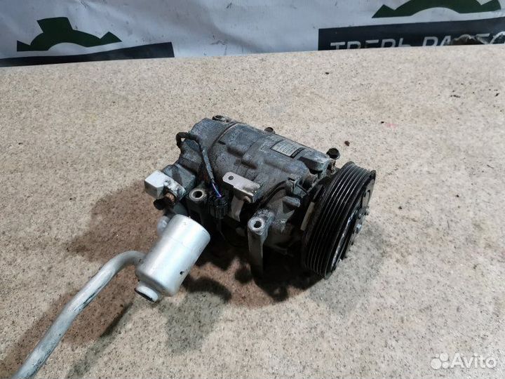 Компрессор кондиционера Nissan X-Trail T30 2.0