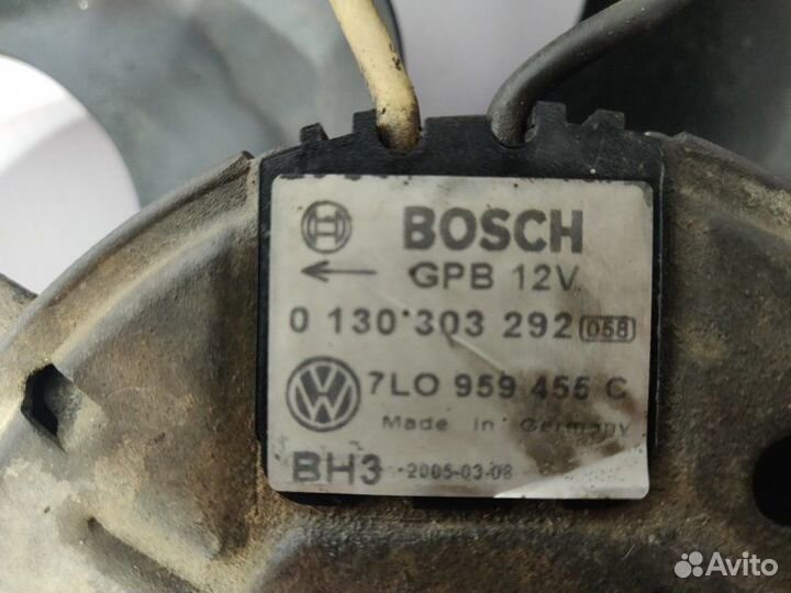 Мотор вентилятора охлаждения двс левый Porsche