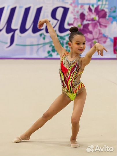 Купальник для художественной гимнастики 122