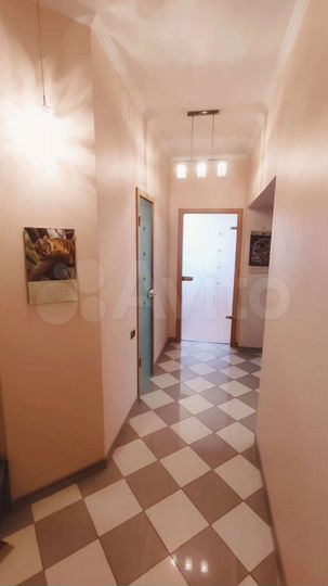 2-к. квартира, 74 м², 6/10 эт.