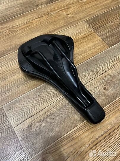 Седло для велосипеда GT