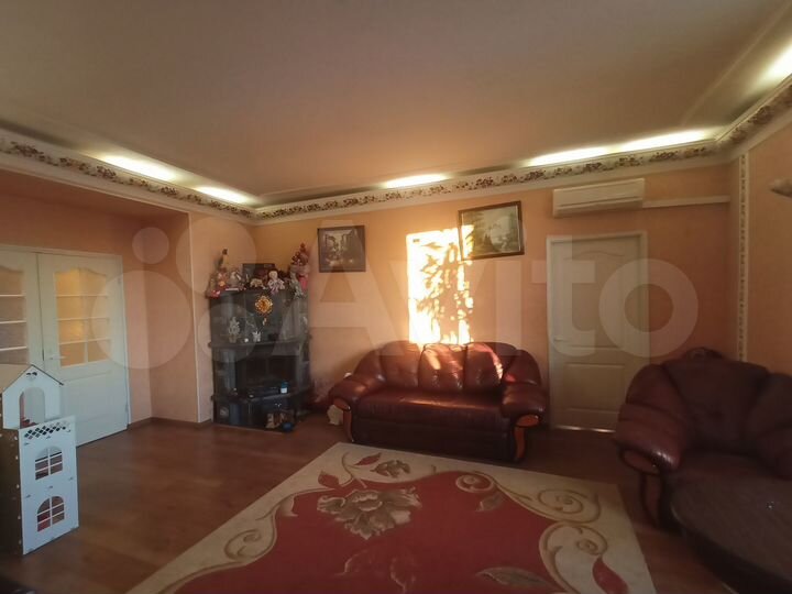4-к. квартира, 140 м², 6/6 эт.