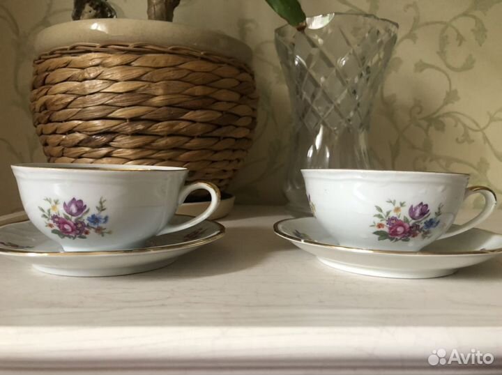 Нежные Чашки с блюдцами