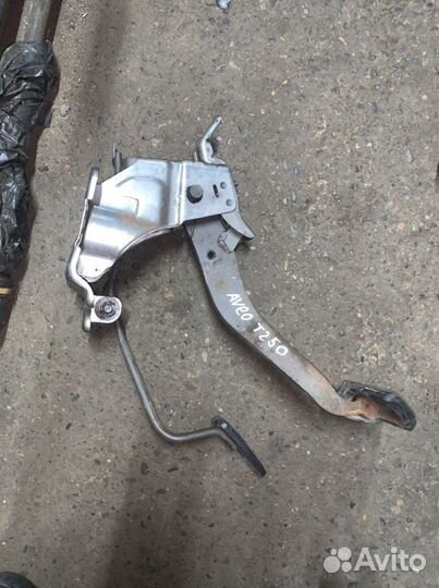 Педали chevrolet aveo t 250 АКПП